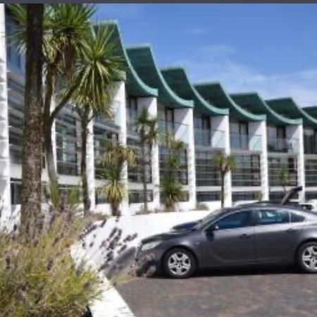 Westward Ho! Beachfront Luxury For 2 Bagian luar foto