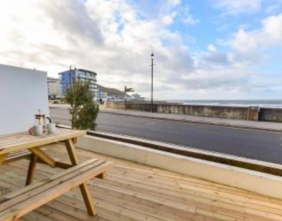 Westward Ho! Beachfront Luxury For 2 Bagian luar foto